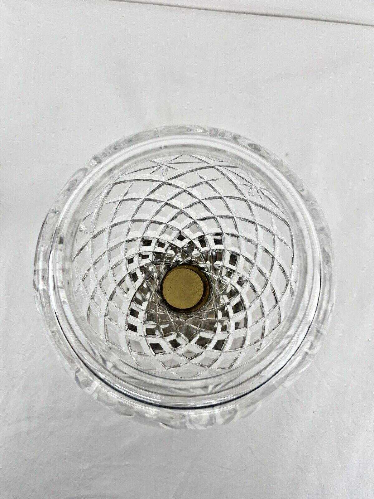 Decorative Crafts Hand-Crafted Baccarat Style Lidded Crystal Jar